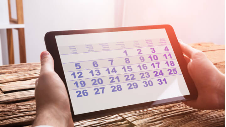 iPad Terminkalender. Mit der Comparis Kündigungserinnerung nie mehr einen Kündigungstermin verpassen.